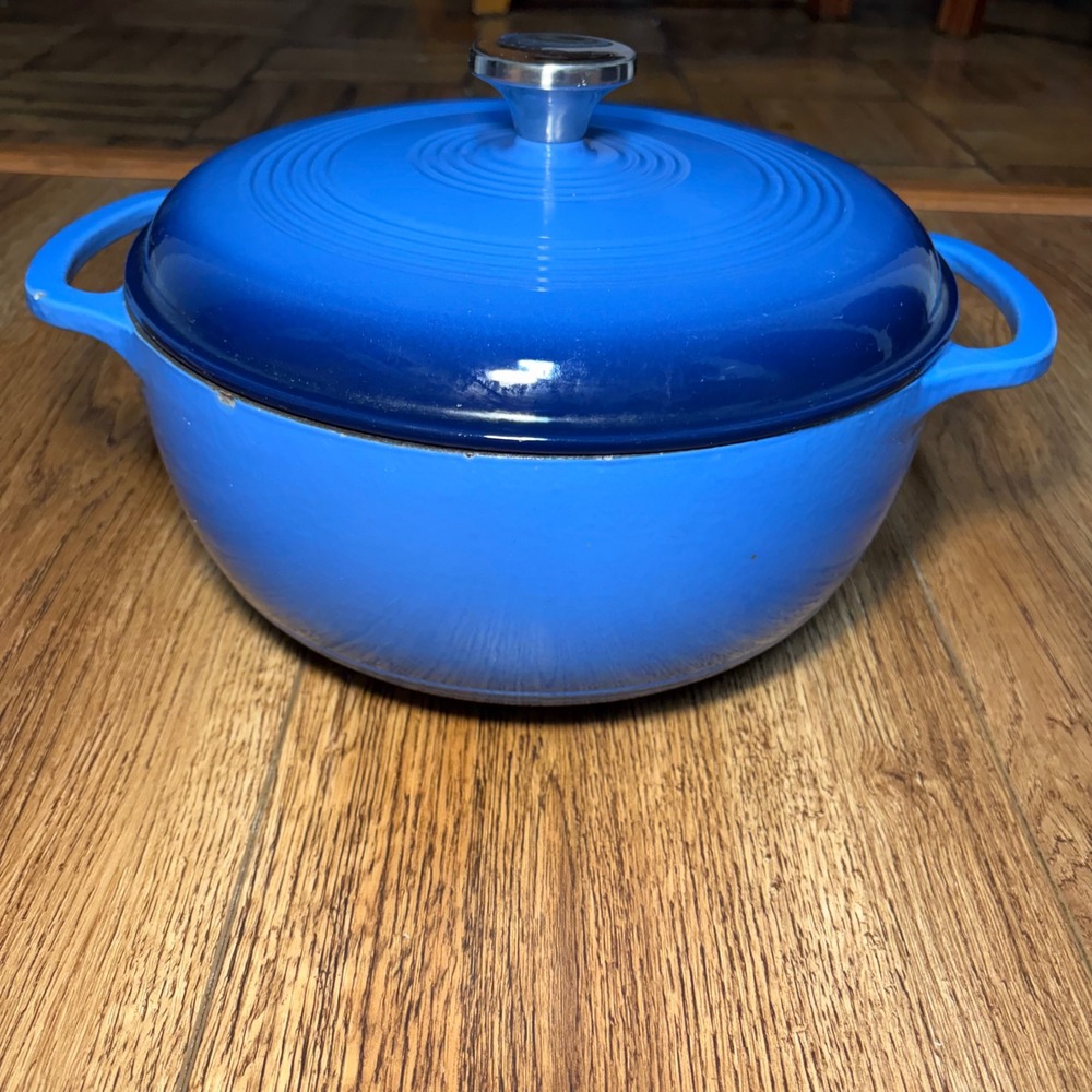 Lodge Caribbean Blue Cast Iron Large 6 Quart Enameled Dutch Oven With Lid READ - Picture 7 of 10